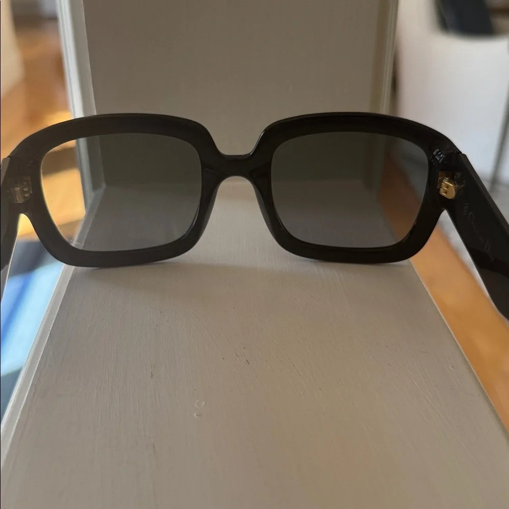 Dior Oversized Black Sunglasses - Picture 4 of 8